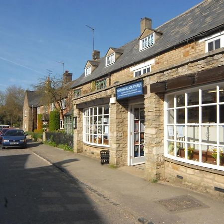 Grooms Cottage Kingham Esterno foto