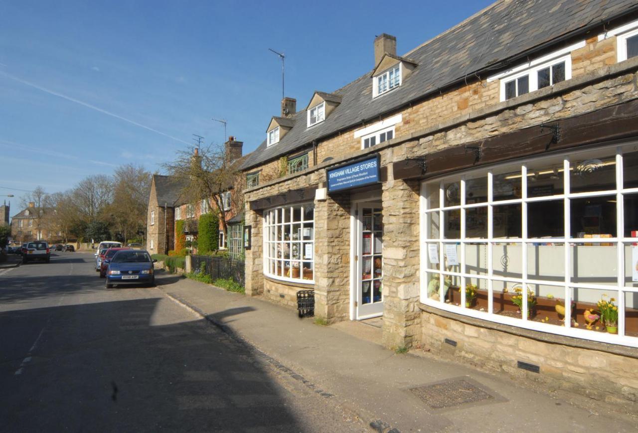 Grooms Cottage Kingham Esterno foto