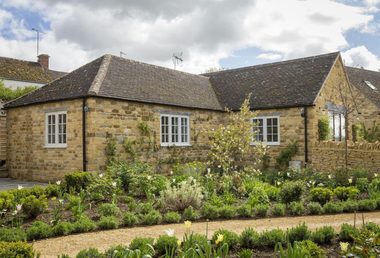 Grooms Cottage Kingham Esterno foto