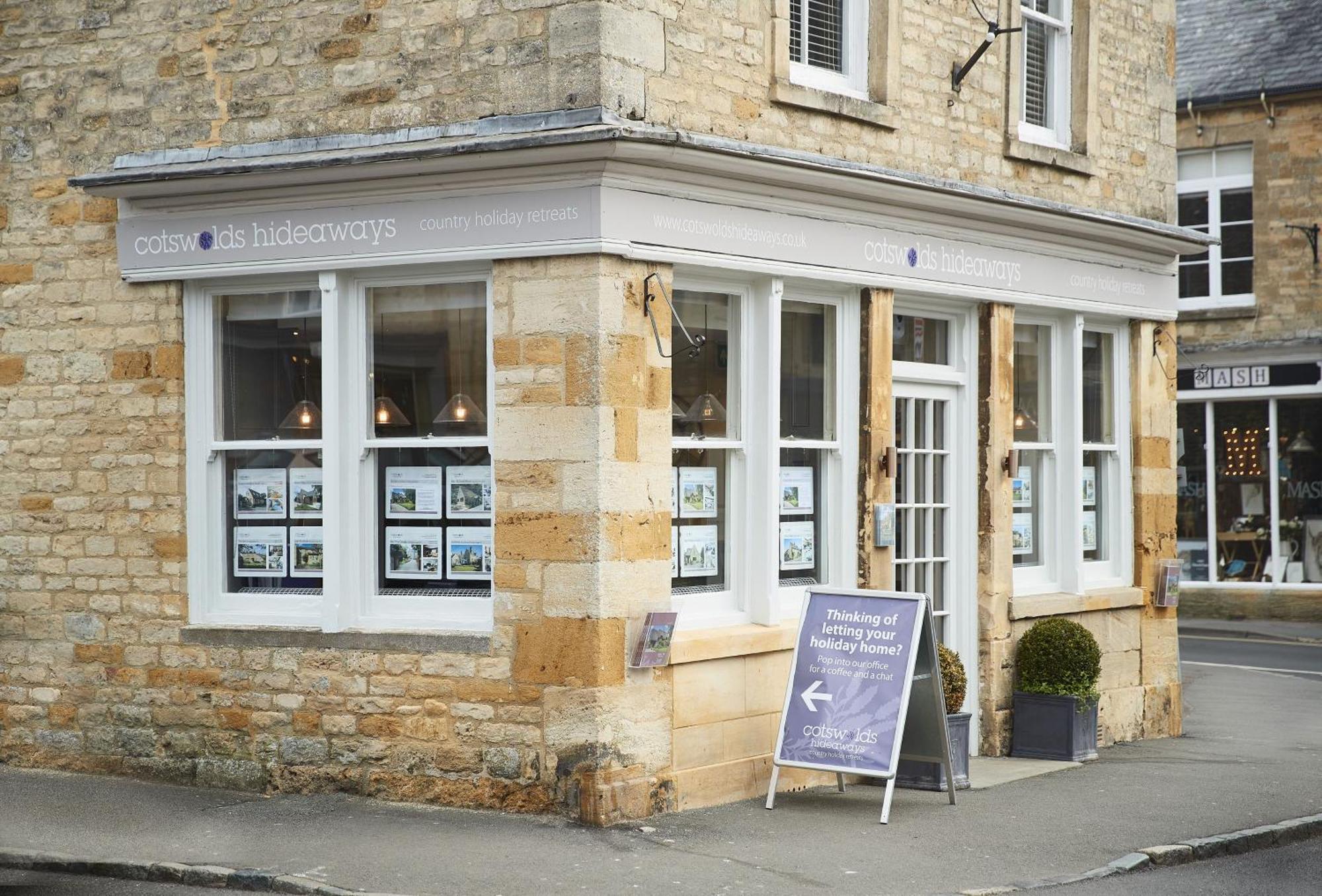 Grooms Cottage Kingham Esterno foto